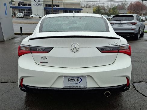 Used 2019 Acura ILX image 5