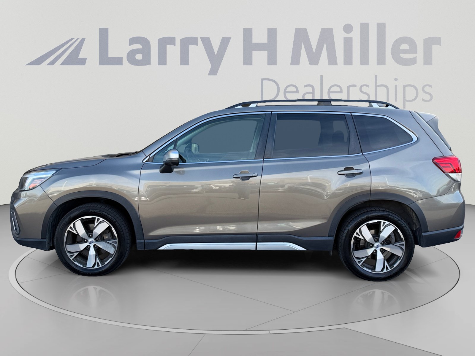Used 2020 Subaru Forester Touring w/ Popular Package #2 AWD/4WD image 2