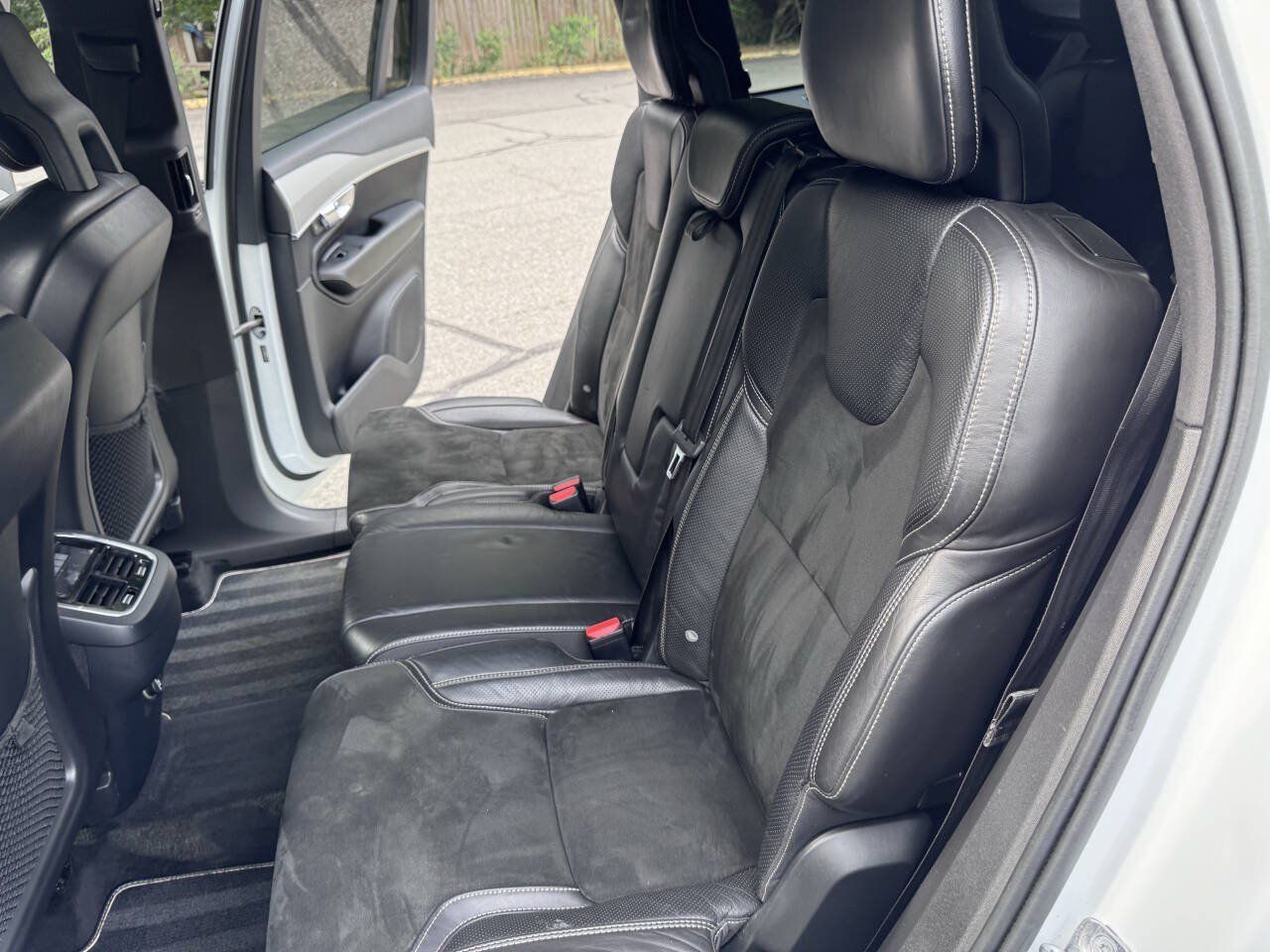 Used 2016 Volvo XC90 T6 R-Design AWD/4WD image 15