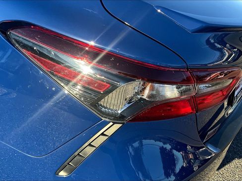 Used 2023 Toyota Camry SE image 33