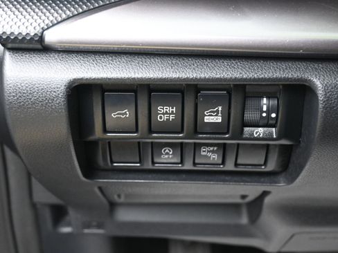 Used 2023 Subaru Forester Premium AWD/4WD image 20