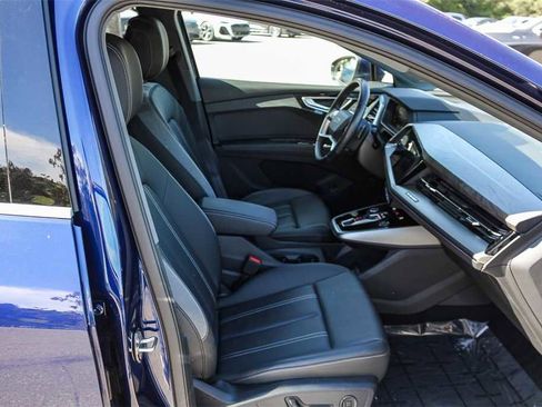 Used 2024 Audi Q4 e-tron Premium Plus image 18