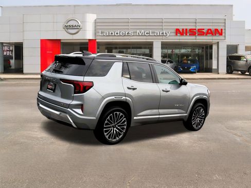 Used 2026 GMC Terrain Denali w/ LPO, Floor Liner Package image 3