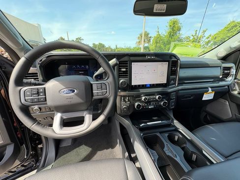 New 2026 Ford F250 Lariat w/ Lariat Premium Package AWD/4WD image 7