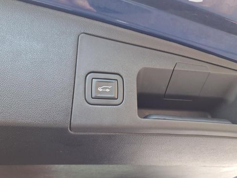 Used 2023 Cadillac XT5 Premium Luxury image 30