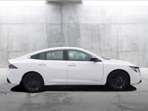 New 2026 Nissan Sentra SV w/ Floor Mat Package image 5