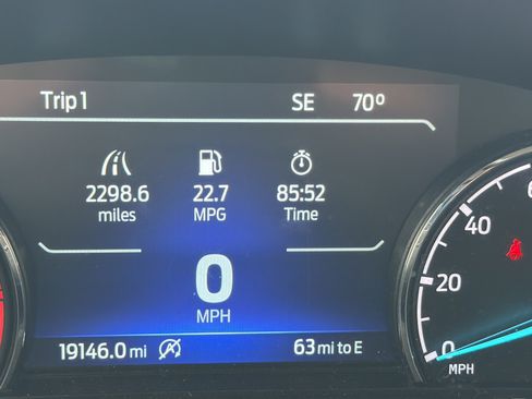 Used 2024 Ford Maverick Lariat w/ FX4 Off-Road Package AWD/4WD image 10