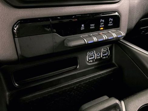Used 2021 RAM 1500 Big Horn AWD/4WD image 31