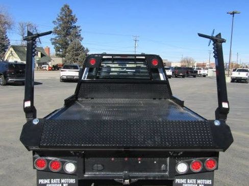 Used 2022 Ford F250 XL w/ Power Equipment Group image 5