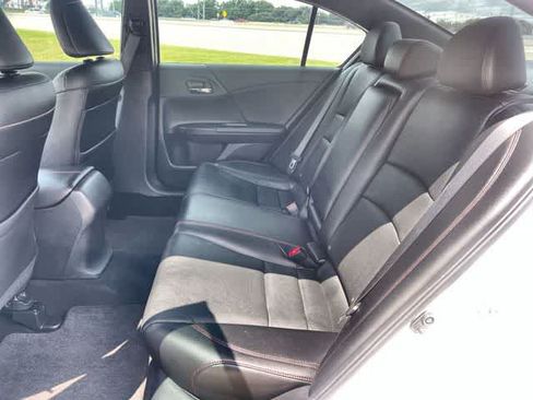 Certified 2017 Honda Accord Sport Special Edition image 14