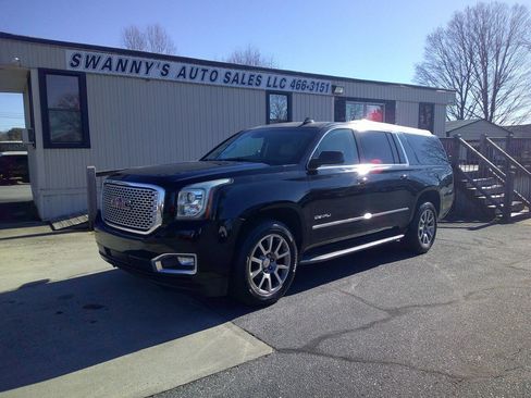 Used 2015 GMC Yukon XL Denali w/ Open Road Package image 2