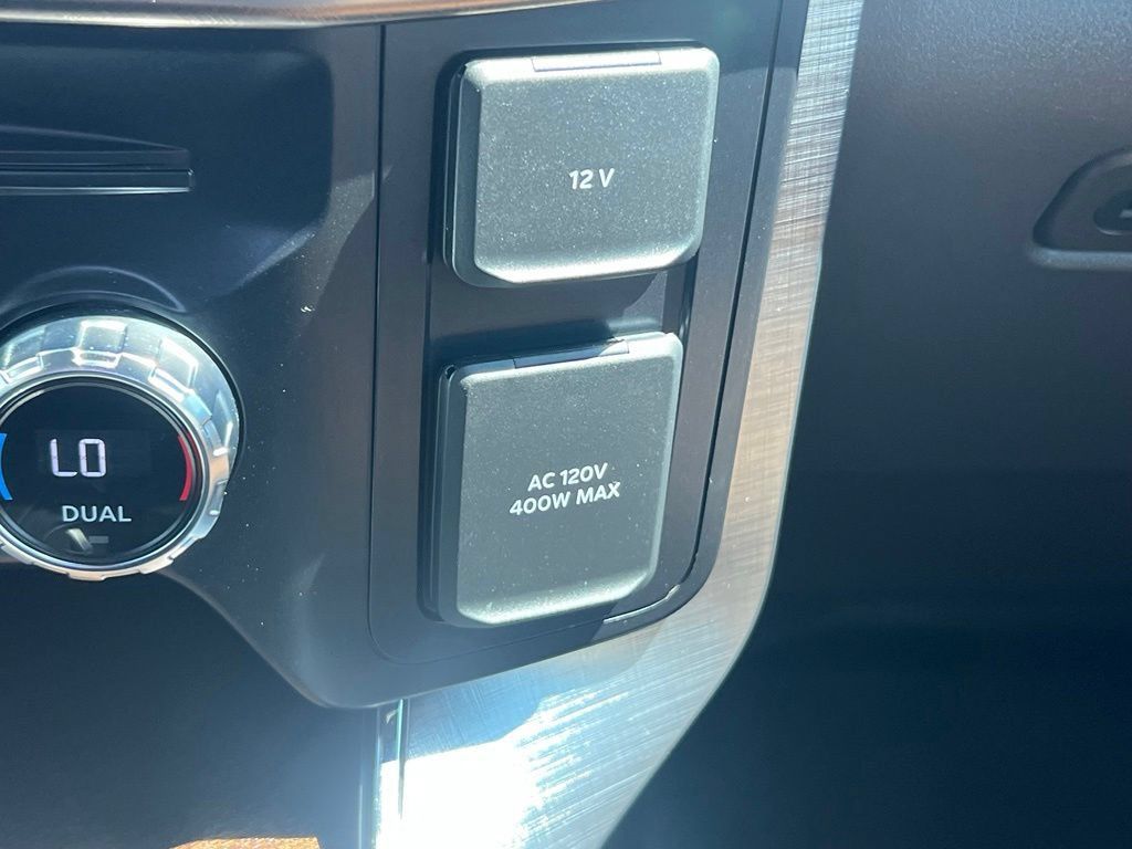 Used 2021 Ford F150 King Ranch w/ Equipment Group 601A High AWD/4WD image 33