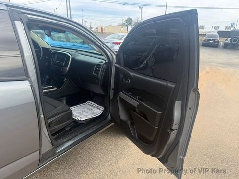 Used 2021 Chevrolet Colorado LT w/ Fleet Safety Package image 12