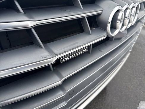 Used 2018 Audi Q5 Prestige w/ Prestige Package image 3