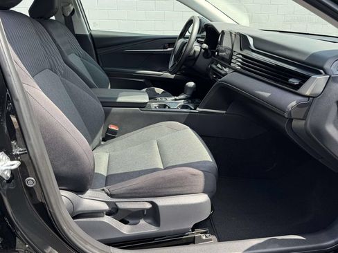 Used 2026 Toyota Camry LE FWD image 15