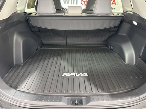 Used 2025 Toyota RAV4 XLE Premium image 17
