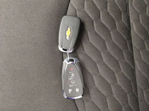 Used 2019 Chevrolet Equinox LT image 32