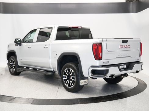 Used 2022 GMC Sierra 1500 AT4 w/ AT4 Preferred Package image 16