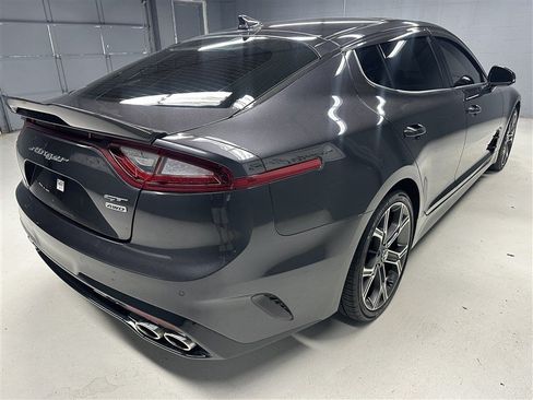 Used 2021 Kia Stinger GT1 AWD/4WD image 7