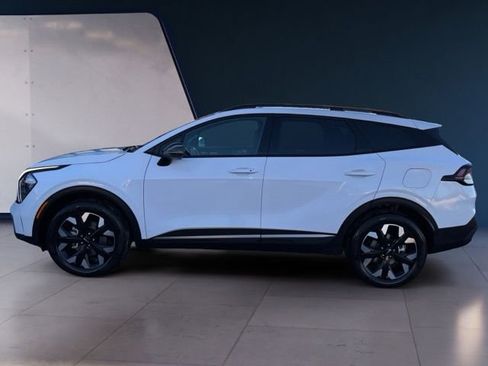 Certified 2023 Kia Sportage X-Line image 2