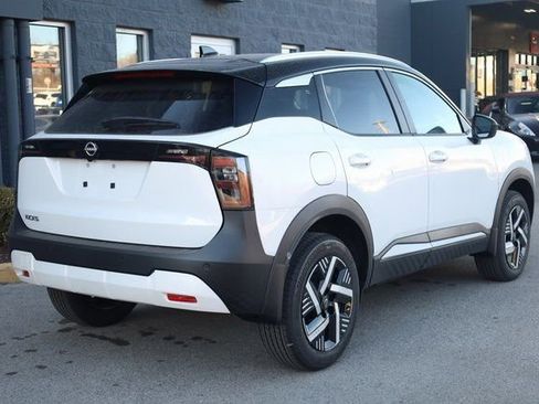 New 2026 Nissan Kicks SV w/ SV Premium Package FWD image 5