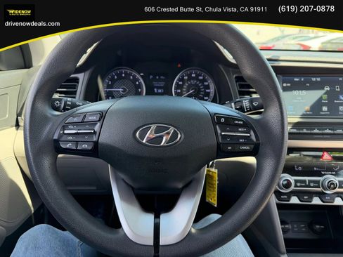 Used 2020 Hyundai Elantra SEL FWD image 22