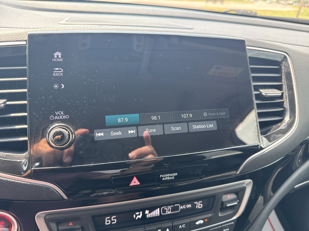 Used 2022 Honda Pilot Elite image 19
