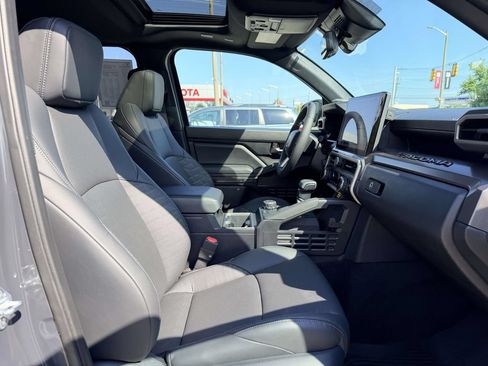 Certified 2025 Toyota Tacoma TRD Sport w/ TRD Sport Premium Package AWD/4WD image 12