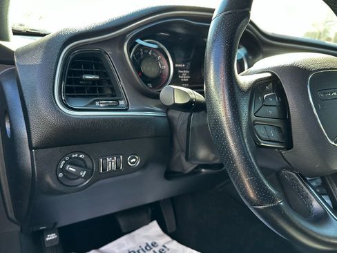 Used 2022 Dodge Challenger GT image 9