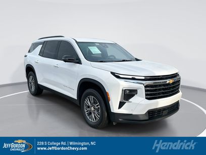 Used 2024 Chevrolet Traverse LT w/ Enhanced Driving Package