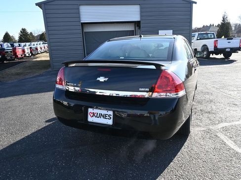 Used 2011 Chevrolet Impala LT w/ Luxury Edition Package image 10