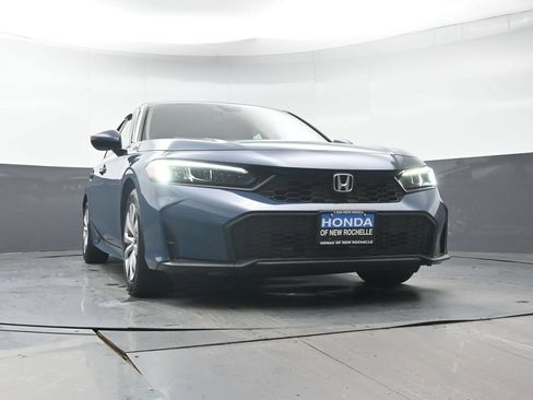 Used 2025 Honda Civic LX image 32