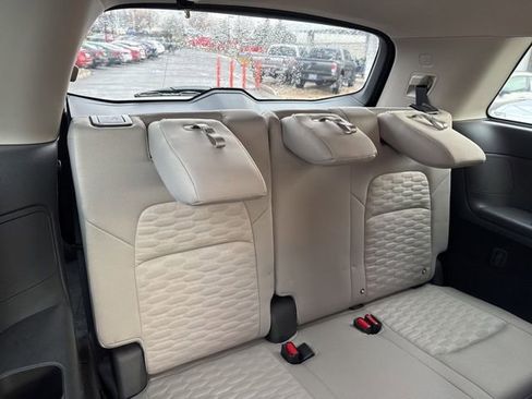 Certified 2023 Nissan Pathfinder SV image 13