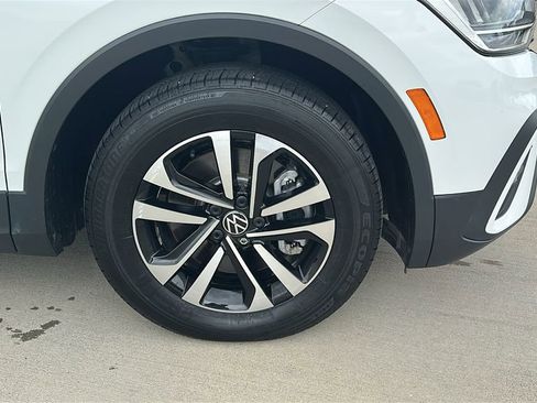 Used 2023 Volkswagen Tiguan S image 15