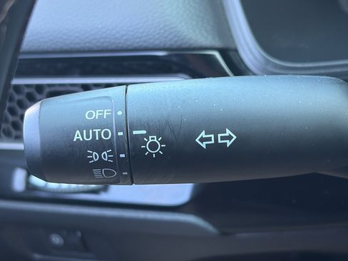 Used 2025 Honda Civic Sport image 8