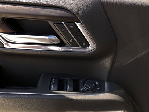 Used 2023 GMC Sierra 1500 SLT w/ SLT Premium Package image 21