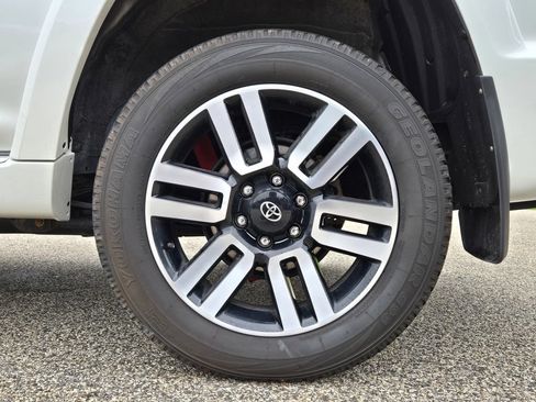Used 2023 Toyota 4Runner Limited AWD/4WD image 11