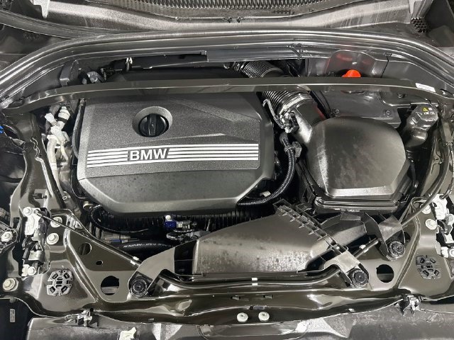 Used 2026 BMW X2 xDrive28i AWD/4WD image 38