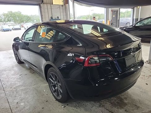 Used 2023 Tesla Model 3 Standard Range RWD image 12