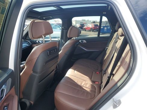 Used 2019 BMW X5 xDrive40i w/ Luxury Seating Package image 27