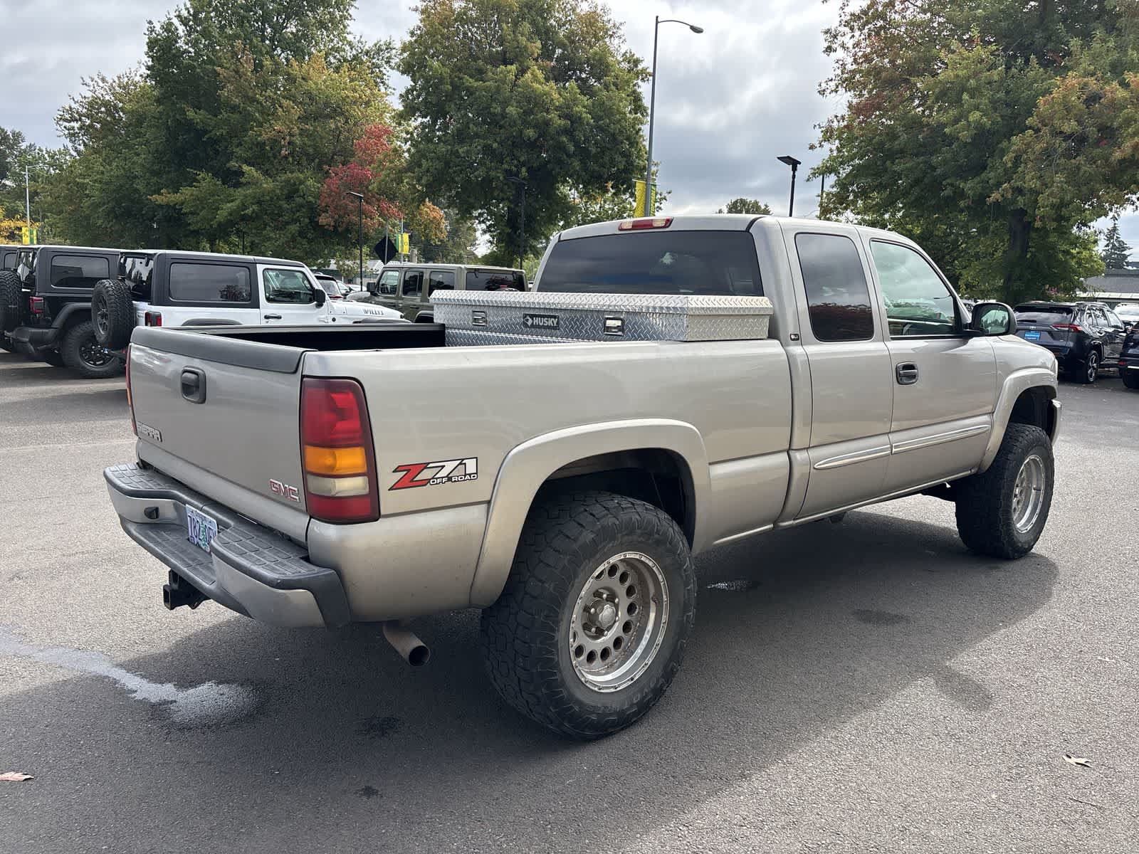 Used 2003 GMC Sierra 1500 SLT w/ Professional Package AWD/4WD image 4