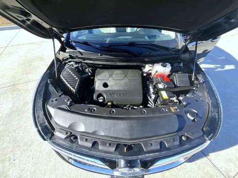 Used 2023 Buick Enclave Avenir w/ Avenir Technology Package image 26