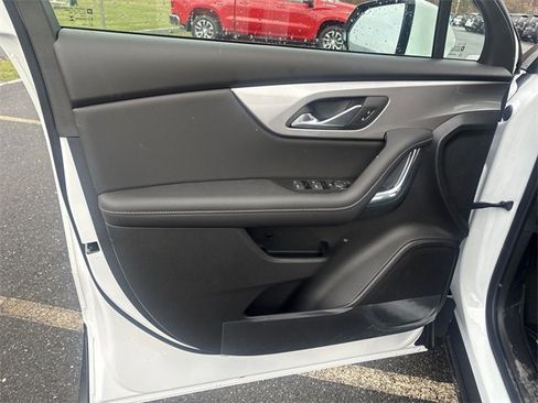 New 2025 Chevrolet Blazer LT w/ LPO, Floor Liner Package image 23