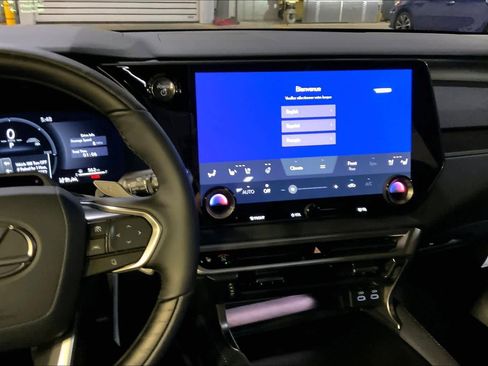 New 2026 Lexus RX 450h Luxury image 6