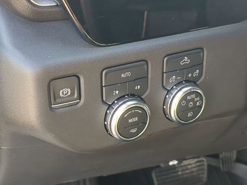 Certified 2023 GMC Sierra 1500 Elevation image 25