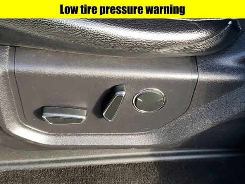 Used 2015 Ford F150 Lariat image 22