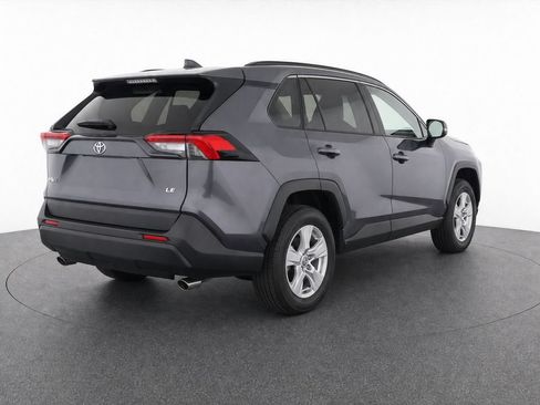Certified 2021 Toyota RAV4 LE FWD image 5