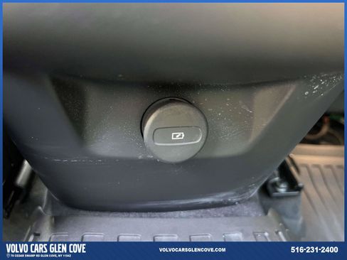 Used 2026 Volvo XC60 B5 Plus w/ Climate Package AWD/4WD image 11