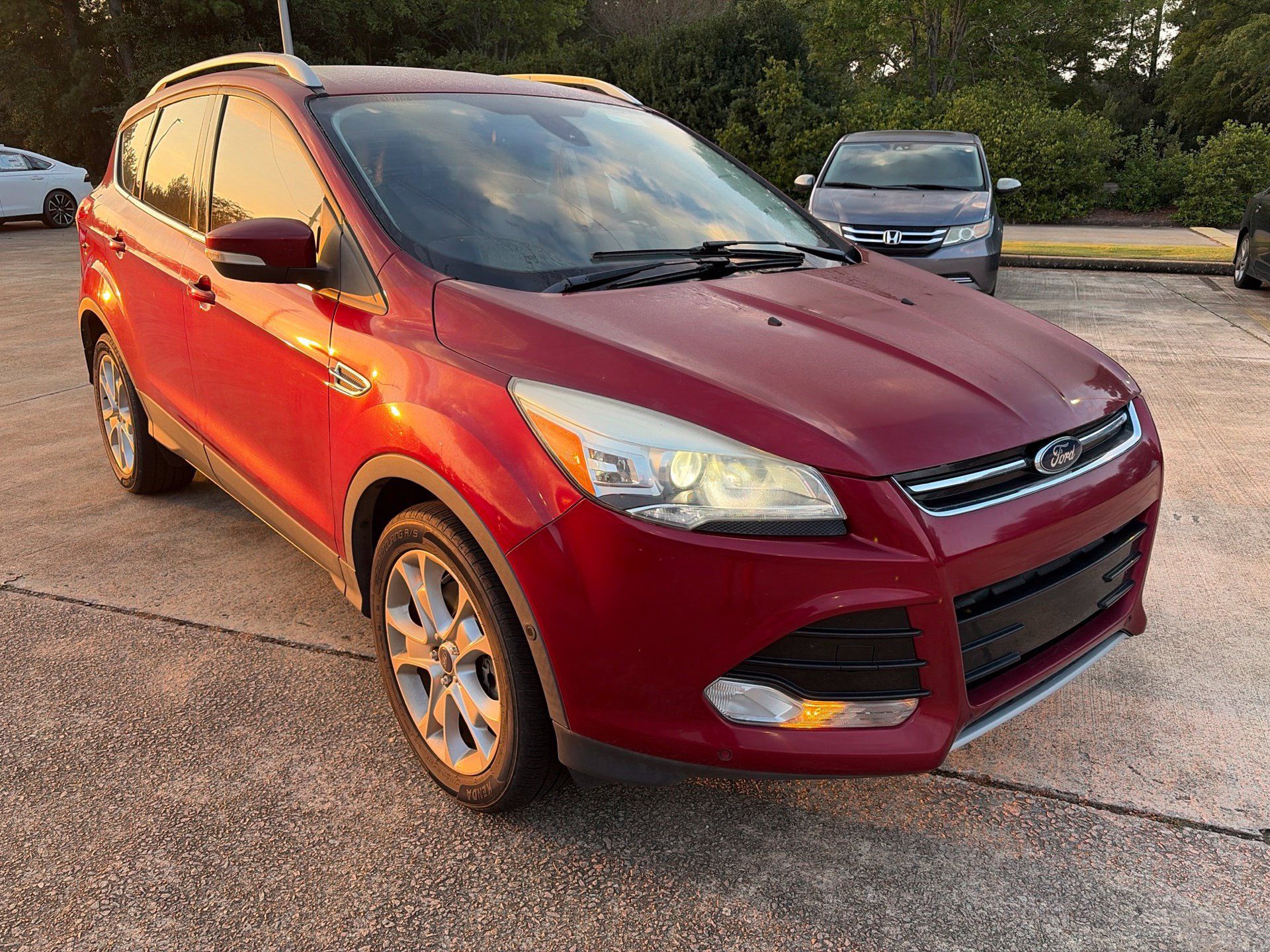 Used 2016 Ford Escape Titanium w/ Equipment Group 301A FWD image 1