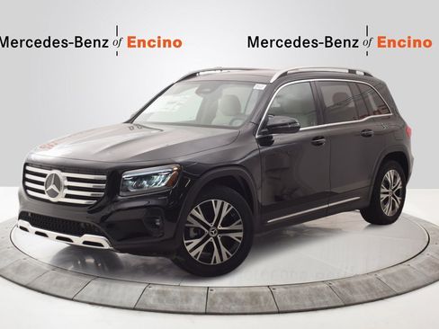 New 2025 Mercedes-Benz GLB 250 image 1